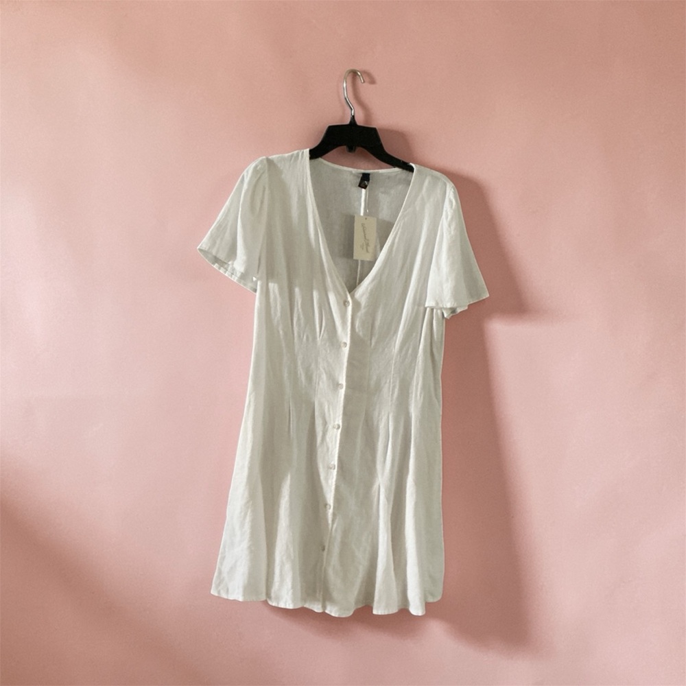 Universal Thread White Casual Top